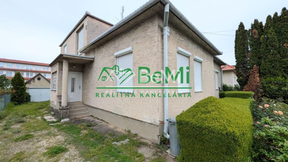 Predaj, rodinný dom - Zlaté Moravce (1211-12-AFI)