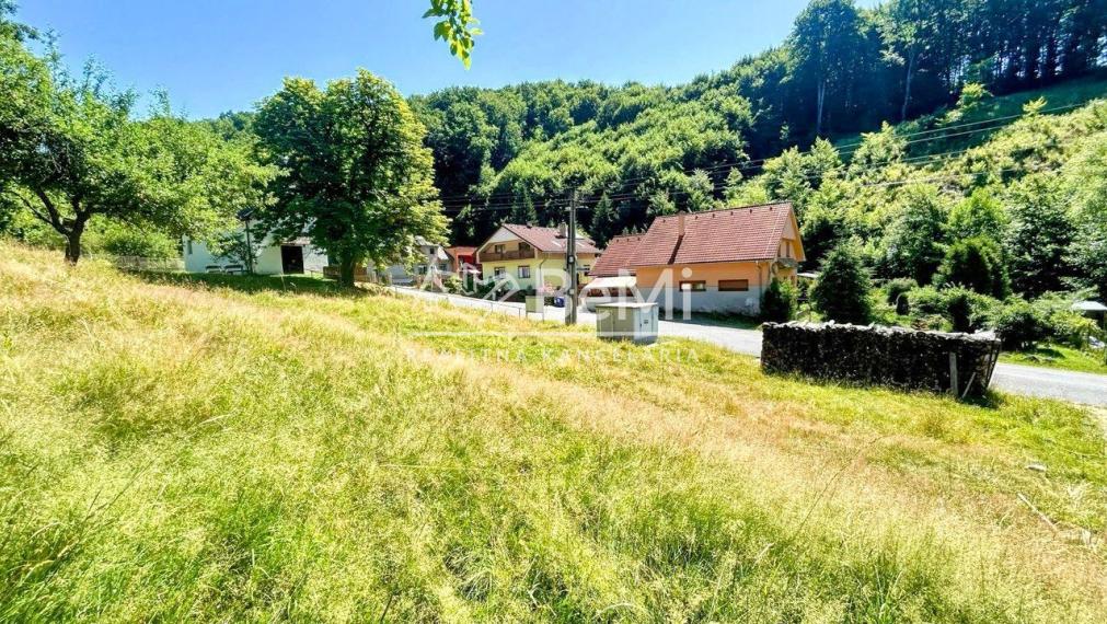 Pozemok na predaj – Železná Breznica (časť Huta)