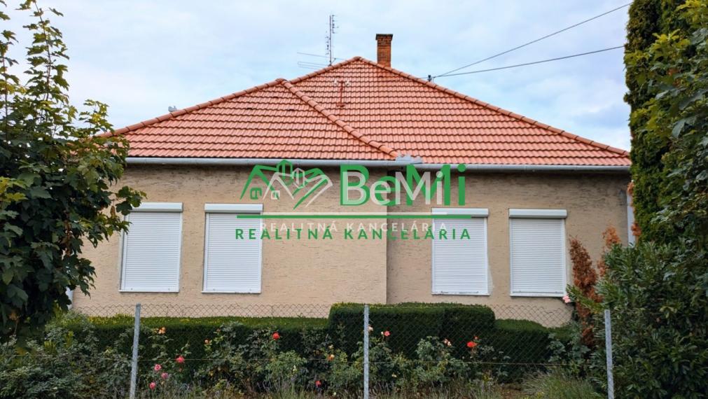 Predaj, rodinný dom - Zlaté Moravce (1211-12-AFI)