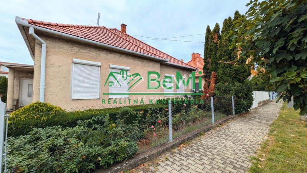 Predaj, rodinný dom - Zlaté Moravce (1211-12-AFI)