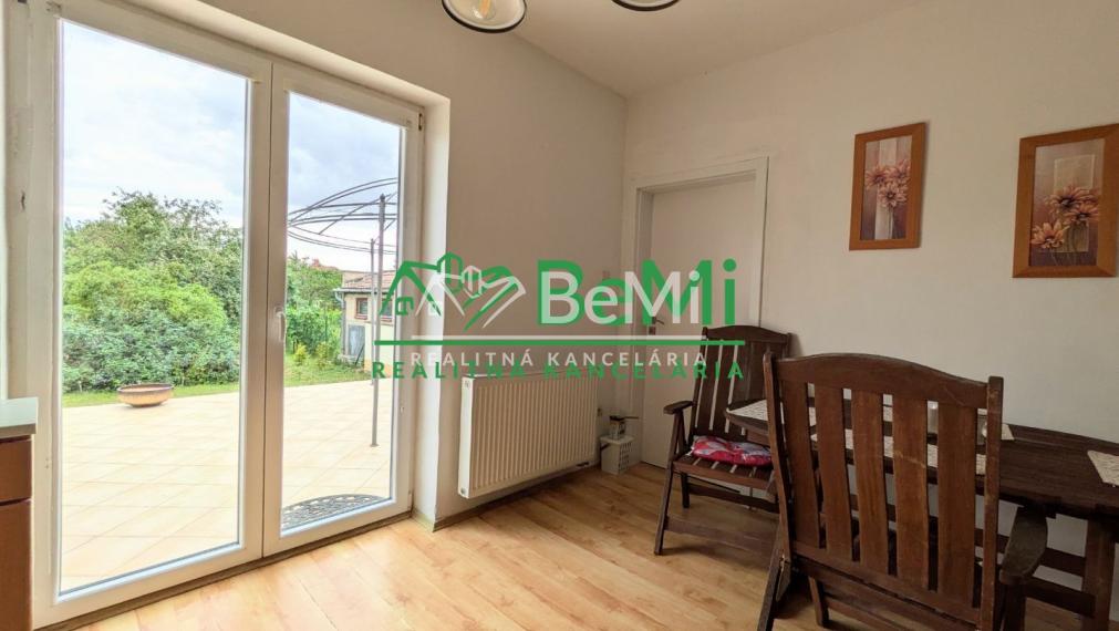 Predaj, rodinný dom - Zlaté Moravce (1221-12-AFI)