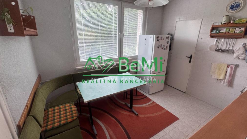 4 izbový byt, Chrenová - čiastočná rekonštrukcia balkón, pivnica