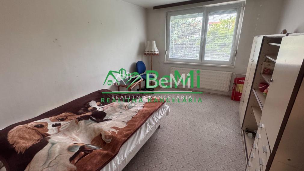 4 izbový byt, Chrenová - čiastočná rekonštrukcia balkón, pivnica