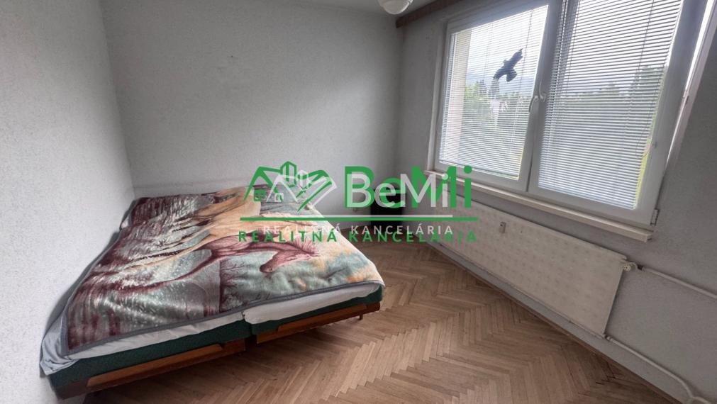 4 izbový byt, Chrenová - čiastočná rekonštrukcia balkón, pivnica