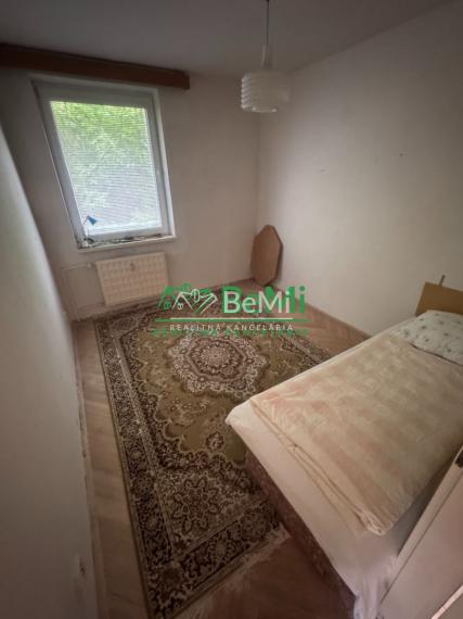 4 izbový byt, Chrenová - čiastočná rekonštrukcia balkón, pivnica