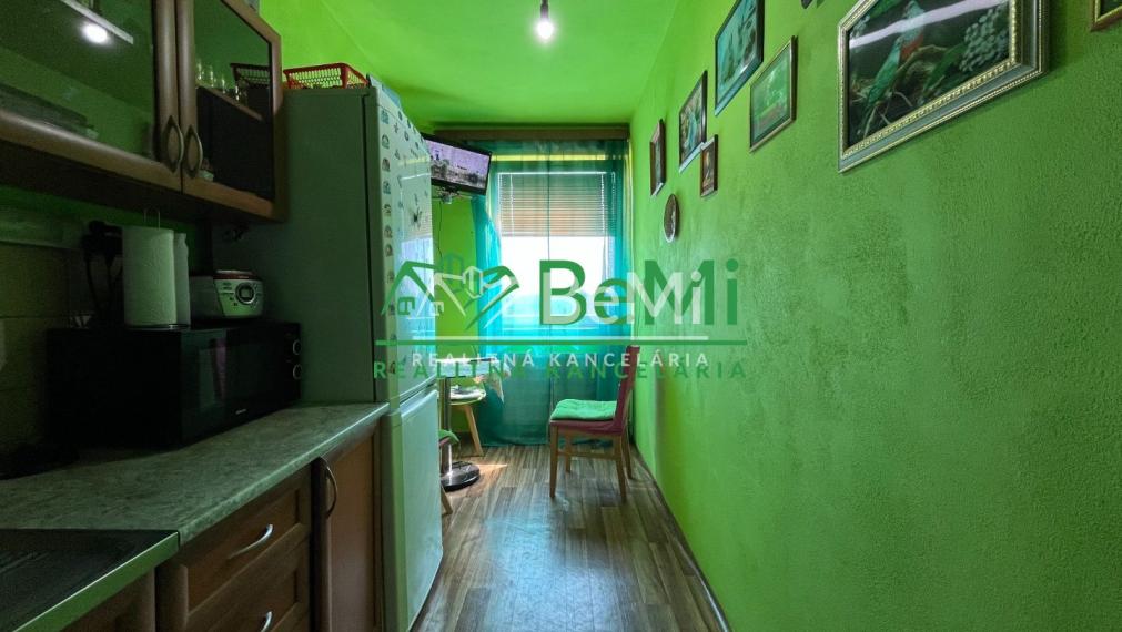 Predaj  3 izbový byt  - LEVICE (100-113-MIJK)