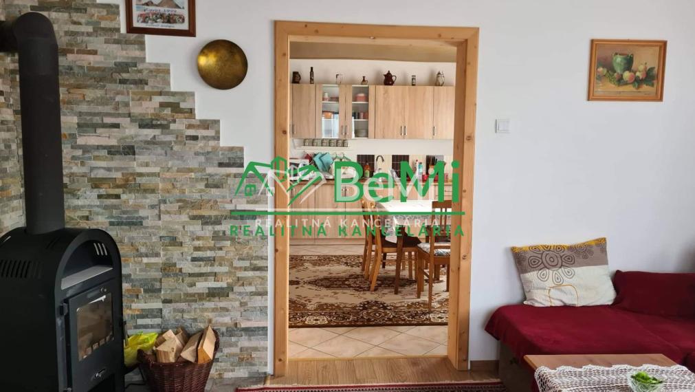 Predaj, Rodinný dom,120m2,pozemok 1640m2, Klokočov (823-12-JAS)