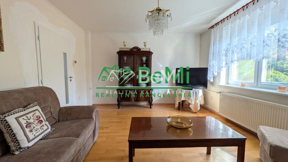 Predaj, rodinný dom - Zlaté Moravce (1221-12-AFI)