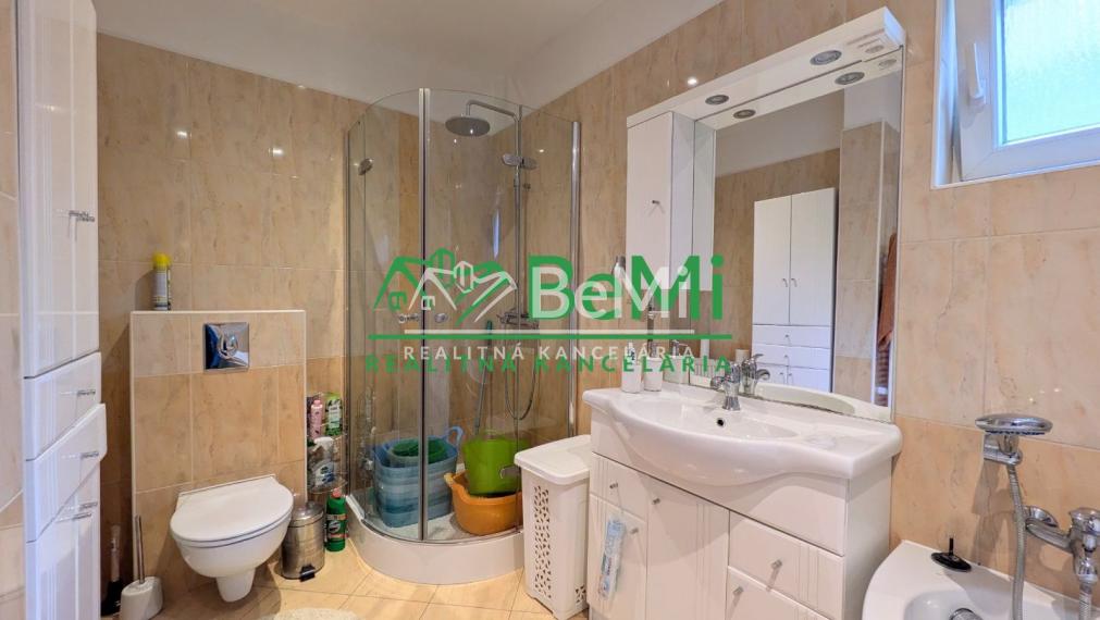 Predaj, rodinný dom - Zlaté Moravce (1221-12-AFI)