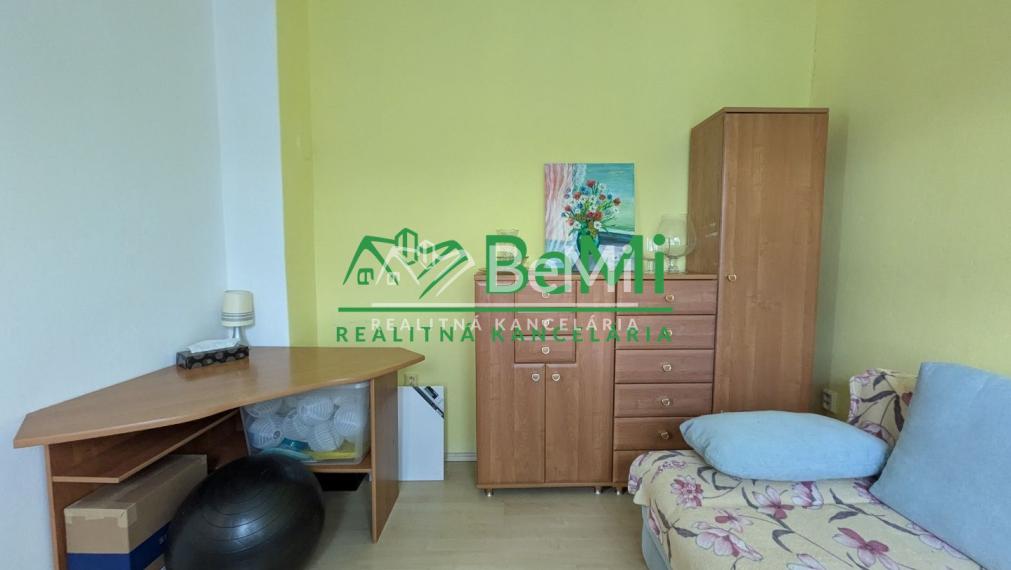 Predaj, rodinný dom - Zlaté Moravce (1221-12-AFI)