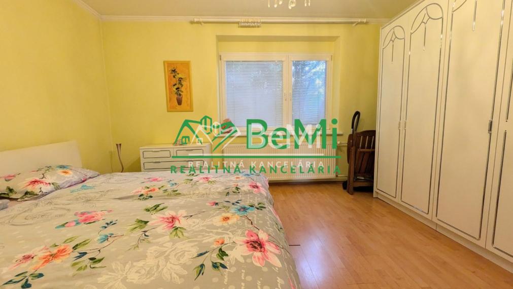 Predaj, rodinný dom - Zlaté Moravce (1221-12-AFI)