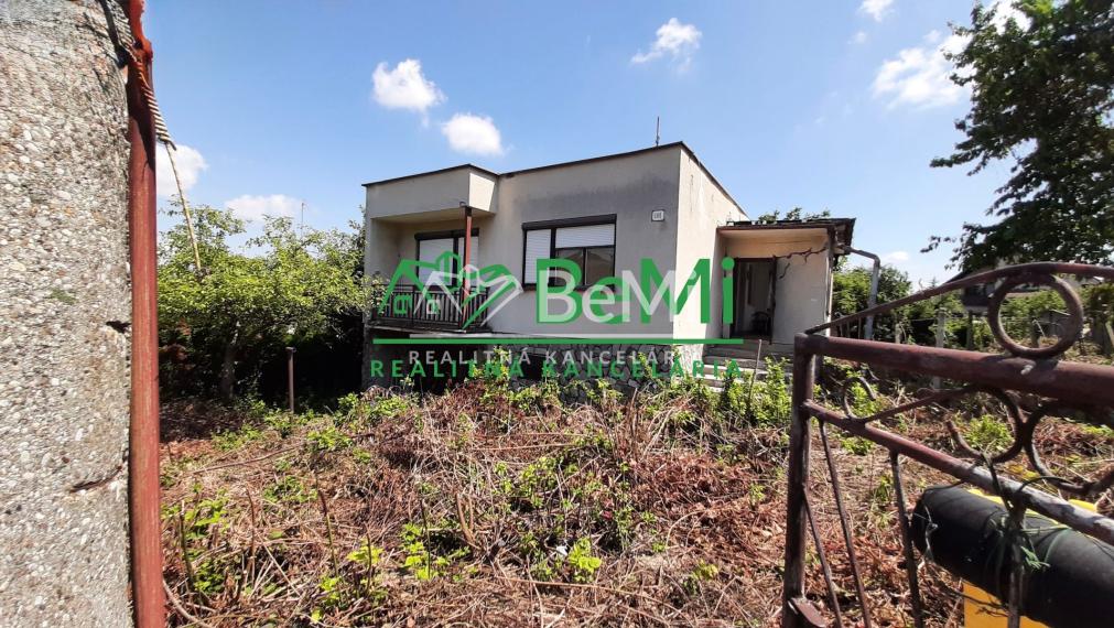 Rodinný dom v obci Lehota pôvodný stav  pozemok 674 m2  ID 002-12-VISKa