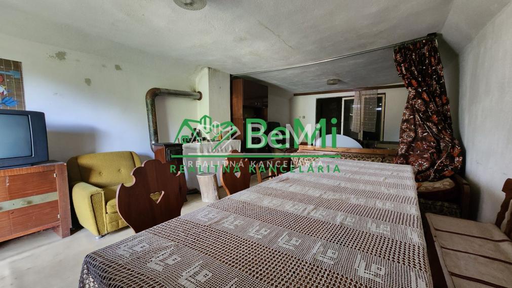 Predaj, chata - Hontianske Moravce (005-13-MIMIa)