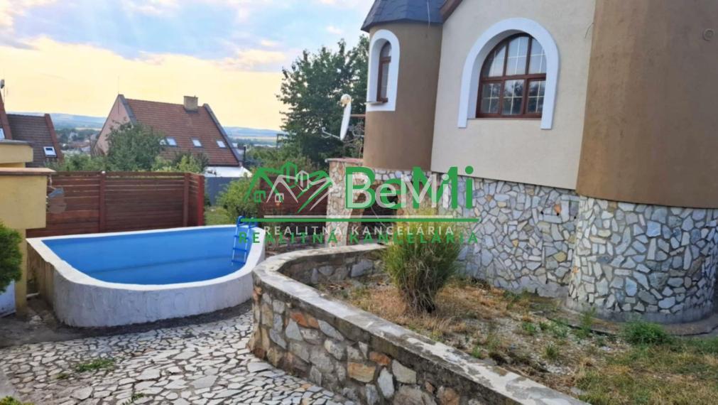 Predaj, rekreačný dom - Šahy (037-13-PEKR)