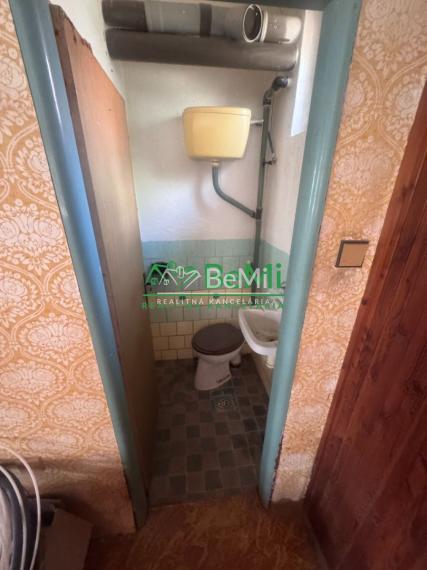 REZERVOVANÉ: 6 izb. rodinný dom s veľkým potenciálom, Ivanka pri Nitre