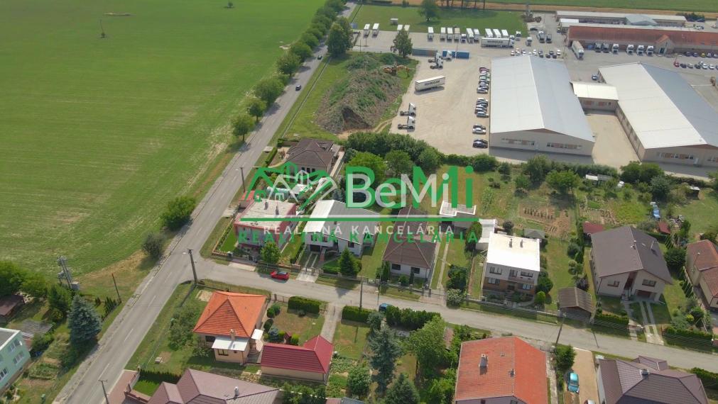 Na predaj rodinný dom s veľkým pozemkom v obci Práznovce