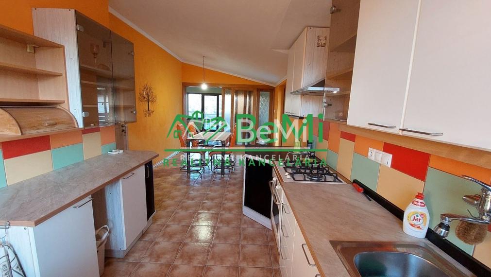 Na predaj rodinný dom s veľkým pozemkom v obci Práznovce