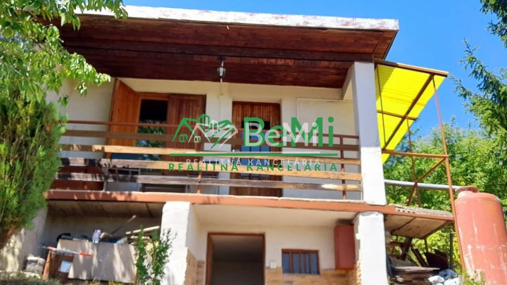 Útulná záhradná chata na predaj-Lučenec