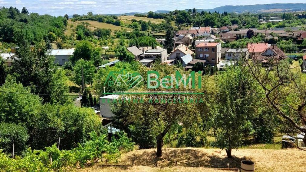 Útulná záhradná chata na predaj-Lučenec