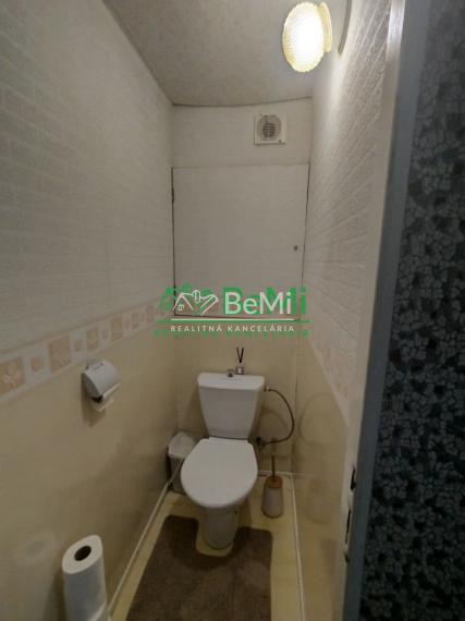 030-113-PAMA Nitra - Diely-Viničky - krásny výhľad na Zobor