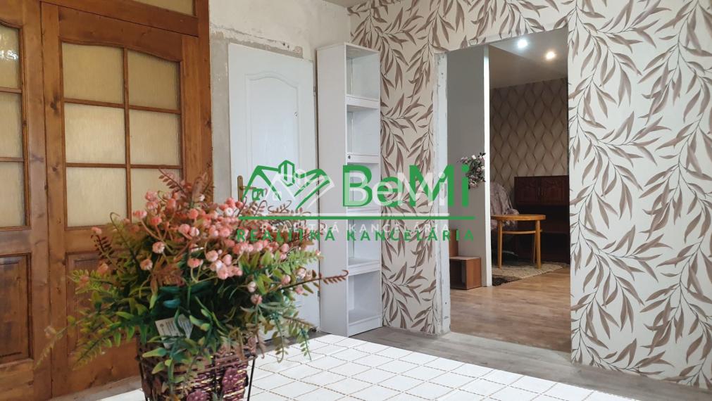 Dva rodinné DOMY...NITRA...Janíkovce (172-12-DARE)