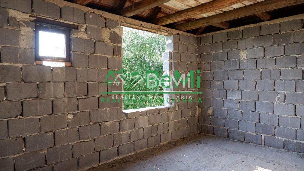 Dom s pozemkom v Szendró , Maďarsko- NA PREDAJ