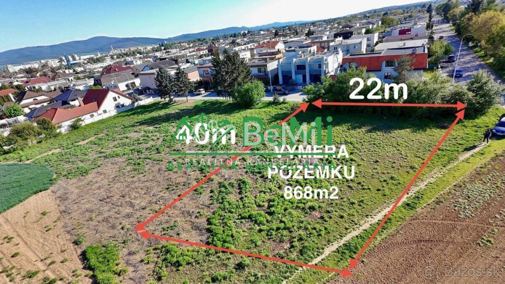 Na predaj stavebný pozemok na mravenisku Topoľčany