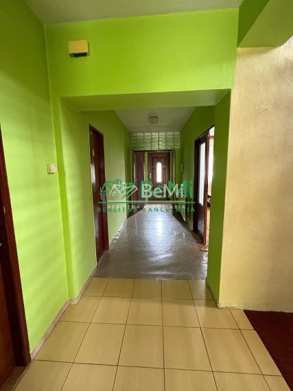 Predaj rodinného domu Urmince 109-12-ROCH