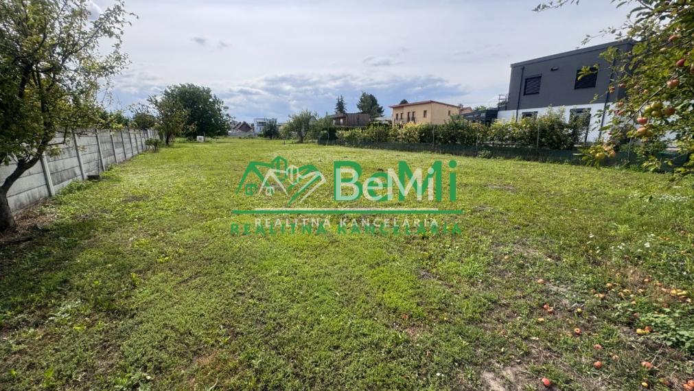 Stavebný pozemok 12á, Nitra - Dolné Krškany