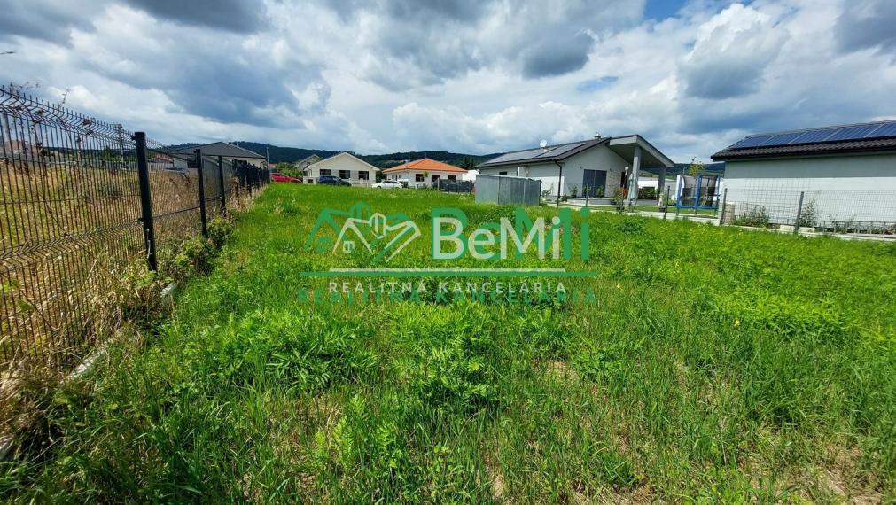 Exkluzívne na predaj stavebný pozemok v obci Častá