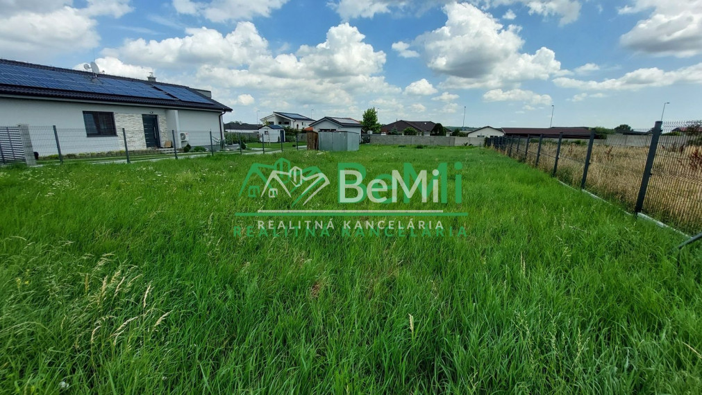 Exkluzívne na predaj stavebný pozemok v obci Častá