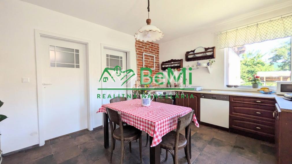 Predaj, rodinný dom / chalupa - Zlatno (1228-12-AFI)