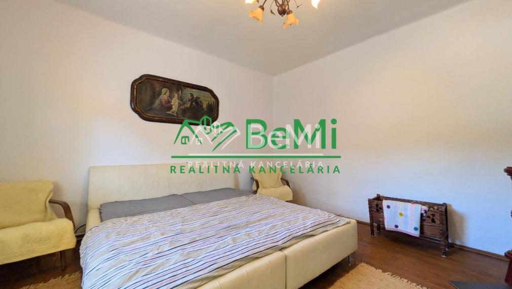 Predaj, rodinný dom / chalupa - Zlatno (1228-12-AFI)