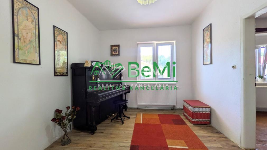 Predaj, rodinný dom / chalupa - Zlatno (1228-12-AFI)