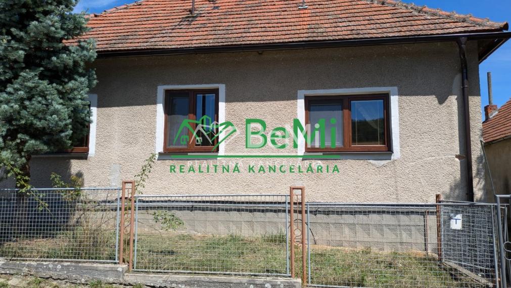 Predaj, rodinný dom / chalupa - Zlatno (1228-12-AFI)