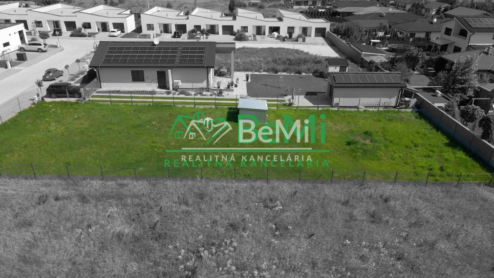 Exkluzívne na predaj stavebný pozemok v obci Častá