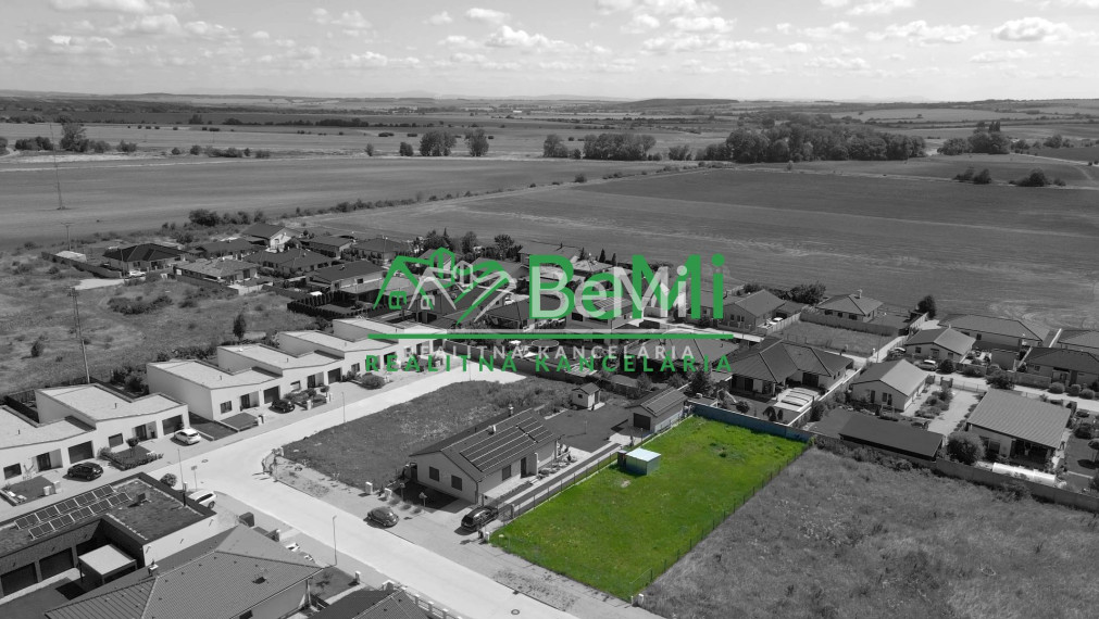 Exkluzívne na predaj stavebný pozemok v obci Častá