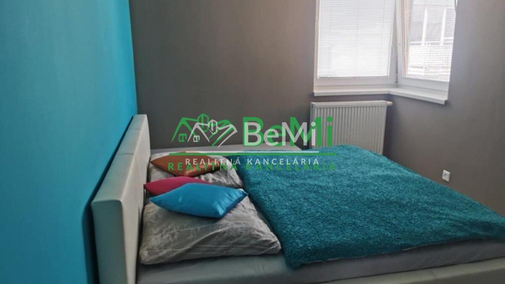  Na Predaj 3 izbový byt Trenčín Istebník 