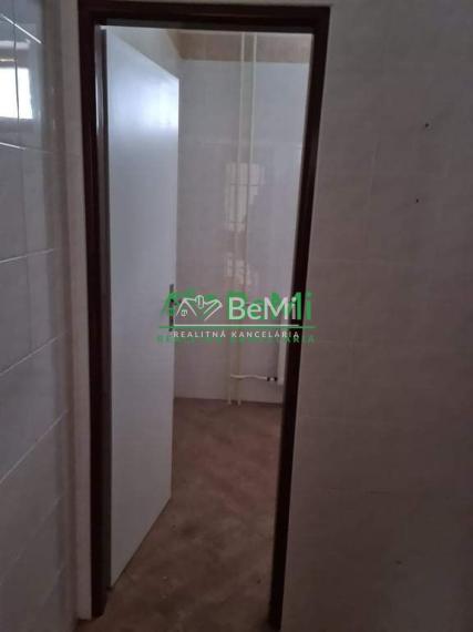 Predaj, Objekt, Makov, okr: Čadca (730-18-JAS)