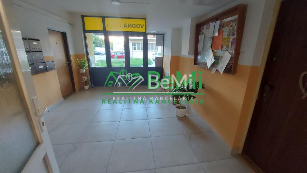 Predaj  4 izbový byt  NItra, pôvodný stav (229-114-JUF)