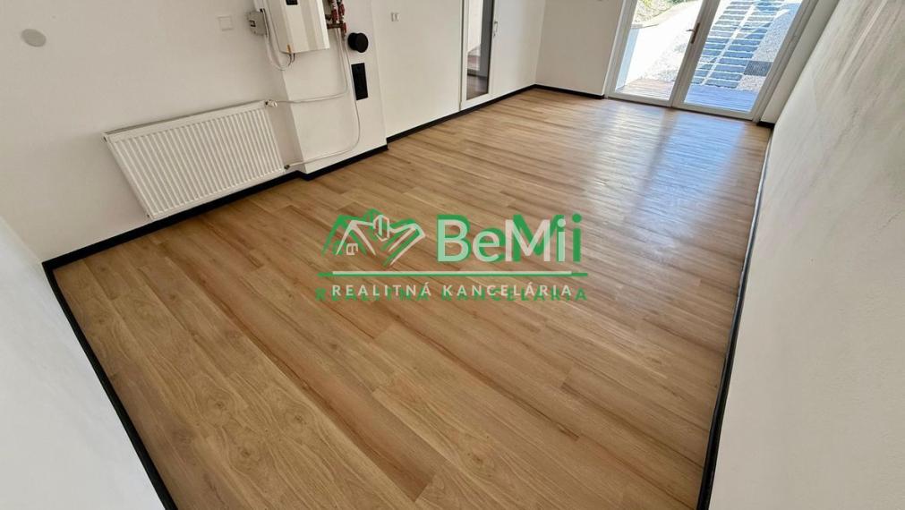 Exkluzívne na predaj rekreačný dom - Zelená Voda