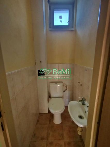 033-25-PAMA  Prenájom priestorov – Výčapy-Opatovce (82m2)