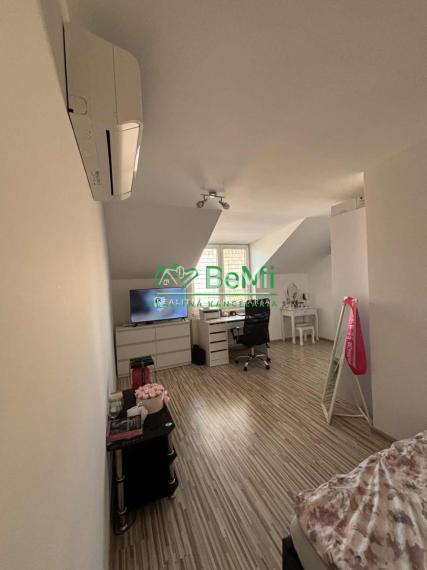 Predaj, zrekonštruovaný rodinný dom - Šahy (039-12-PEKR)