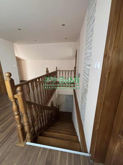 Predaj, zrekonštruovaný rodinný dom - Šahy (039-12-PEKR)