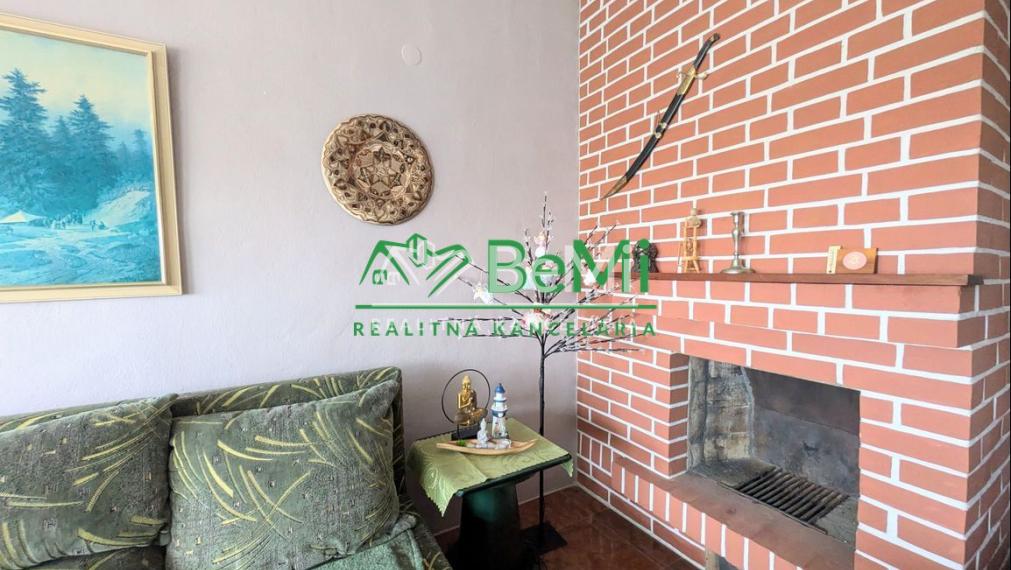 Predaj, rodinný dom - Veľké Kozmálovce (1229-12-AFI)