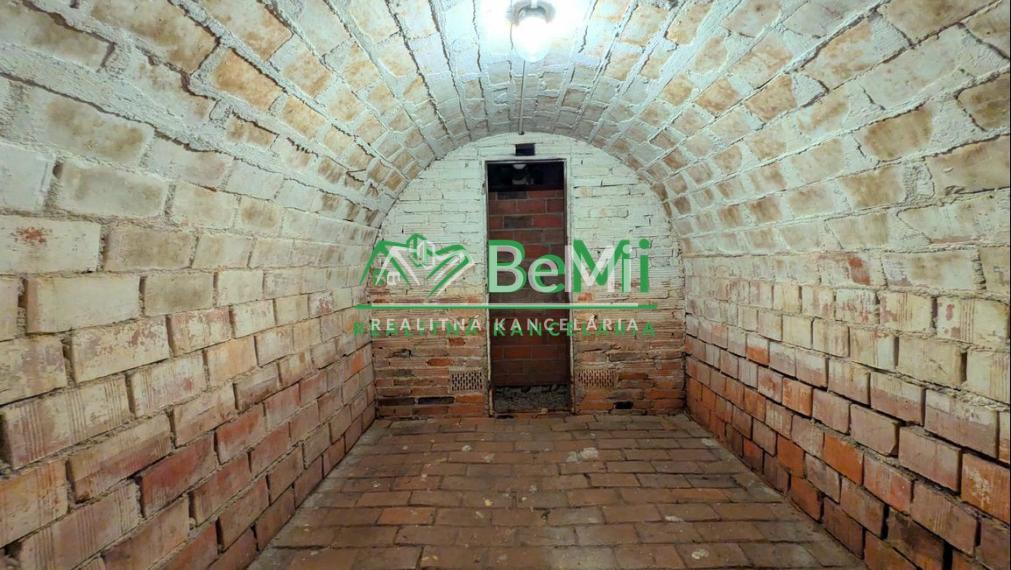 Predaj, rodinný dom - Veľké Kozmálovce (1229-12-AFI)