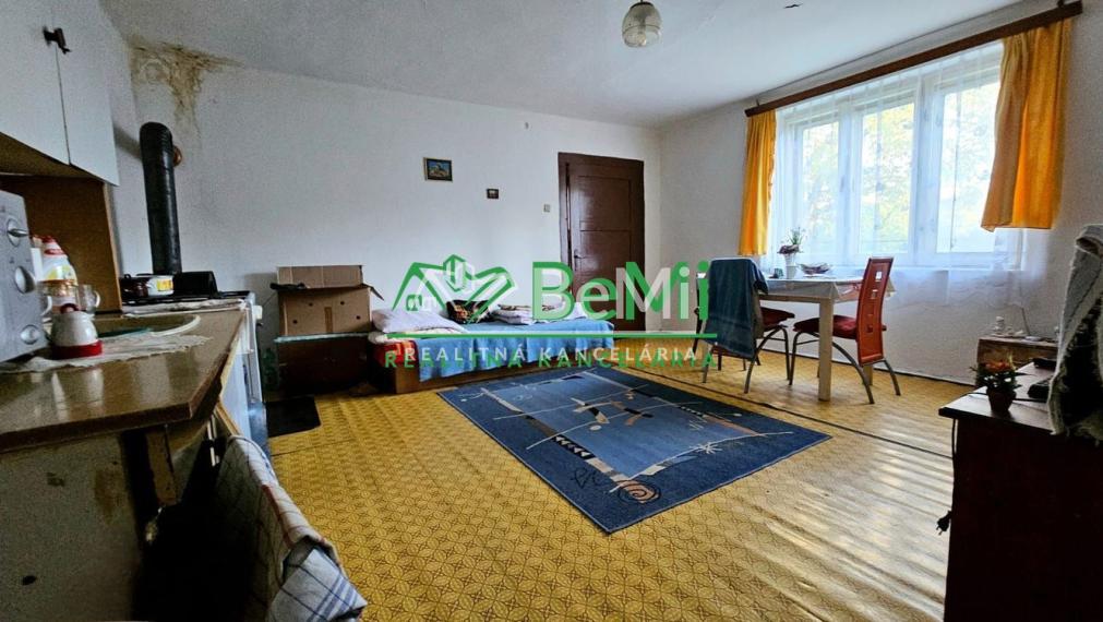 CHALUPA ŠPANIE POLE - NA PREDAJ