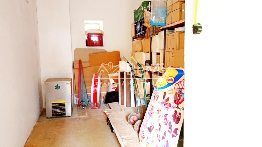 Predaj obchodný priestor/ rod. dom - Demandice (045-18-HEKA)