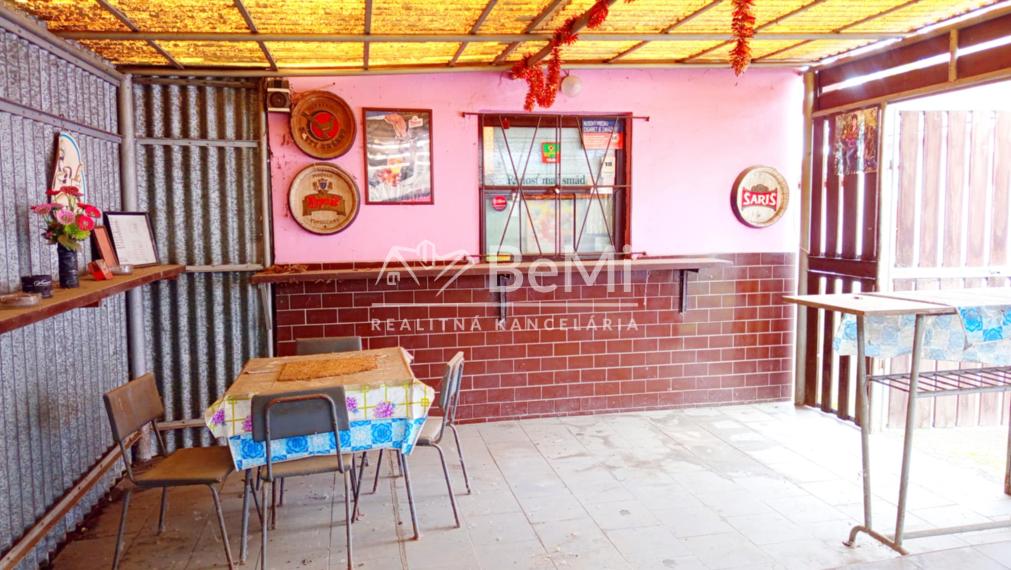 Predaj obchodný priestor/ rod. dom - Demandice (045-18-HEKA)