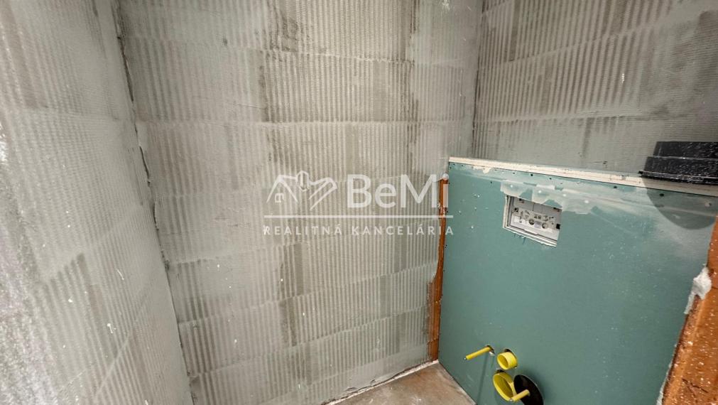 Ponúkame na predaj novostavbu v Ťapešove